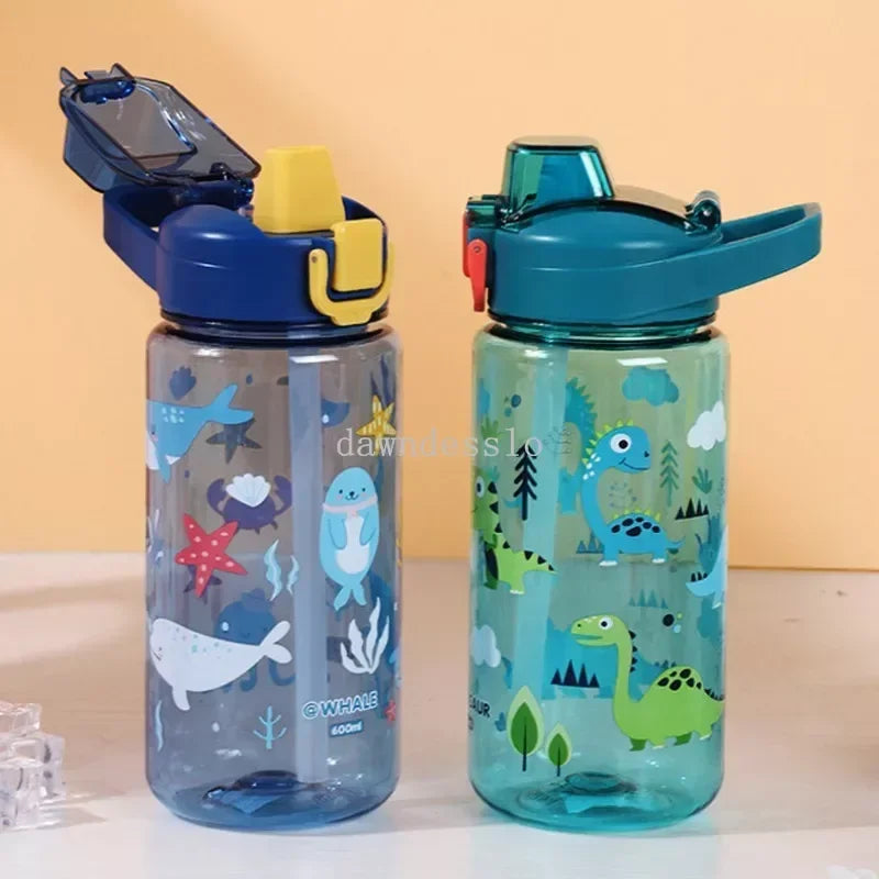 Bouteille d'eau pour enfants 600 ml avec paille et couvercle anti-déversement Tasses à boisson portables pour enfants en bas âge